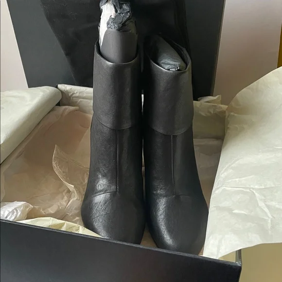 Rag and Bone Classic Newbury Bootie Black EU-37 US-7